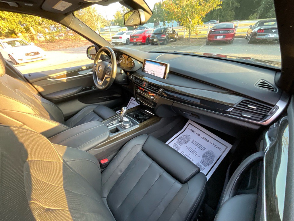 2017 BMW X5 Image 18