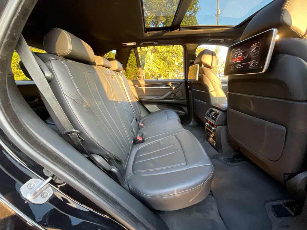 2017 BMW X5 Image 33