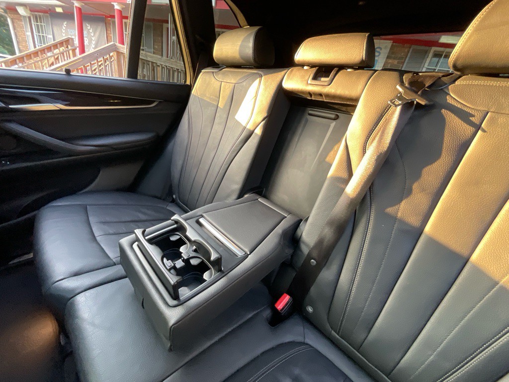 2017 BMW X5 Image 34