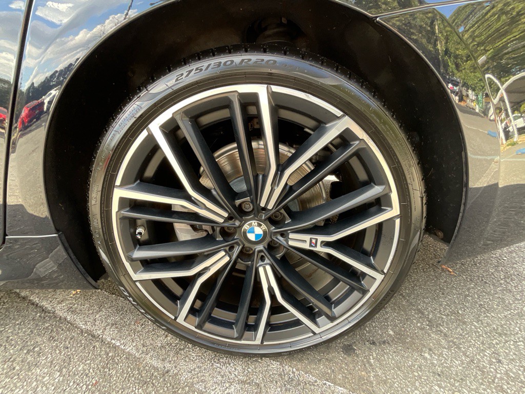 2022 BMW 5 Series Image 11