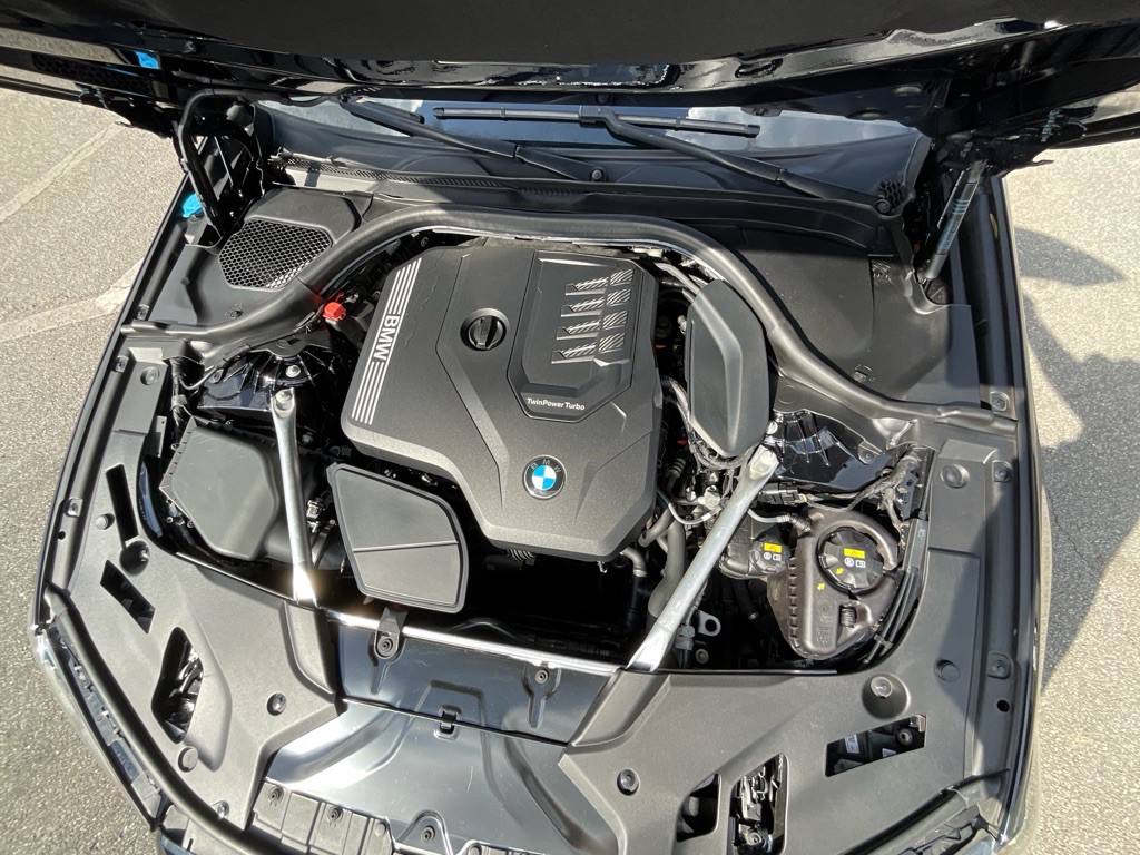 2022 BMW 5 Series Image 12