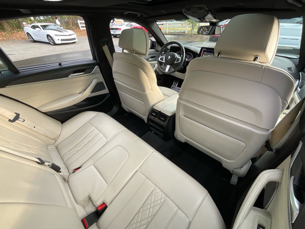 2022 BMW 5 Series Image 33