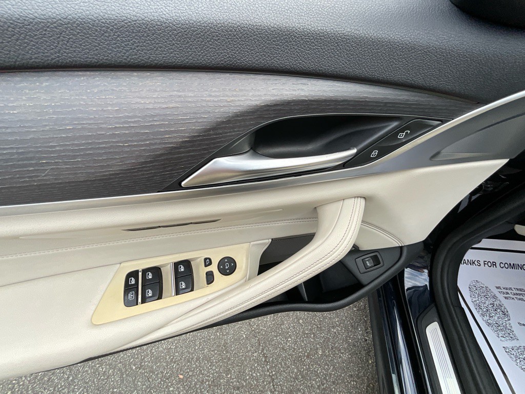 2022 BMW 5 Series Image 42