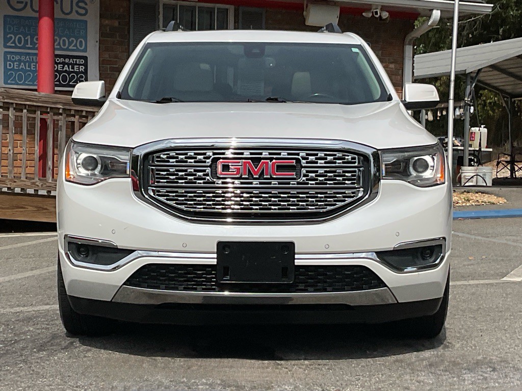 2019 GMC Acadia Image 2