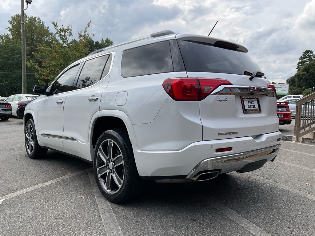 2019 GMC Acadia Image 7
