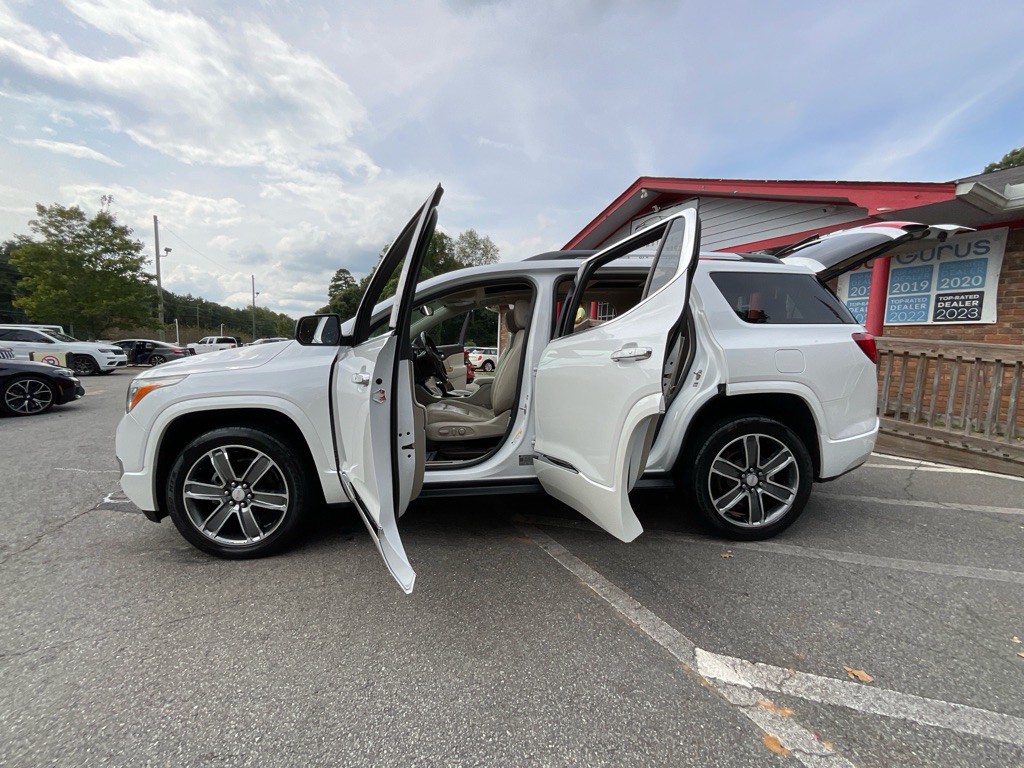 2019 GMC Acadia Image 40