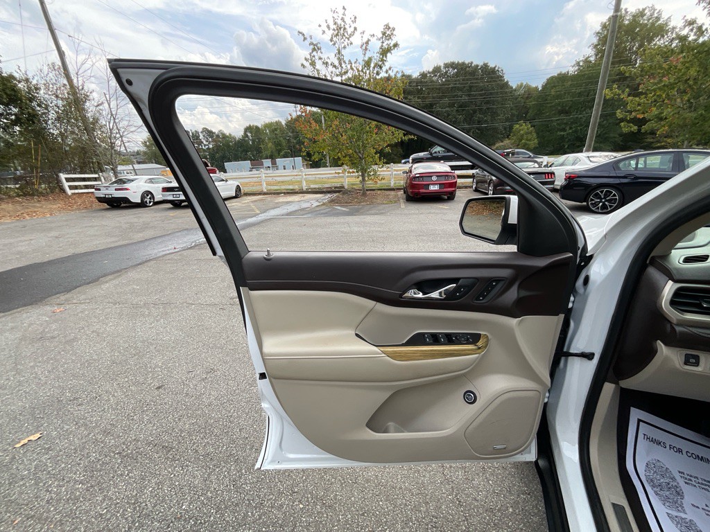 2019 GMC Acadia Image 45