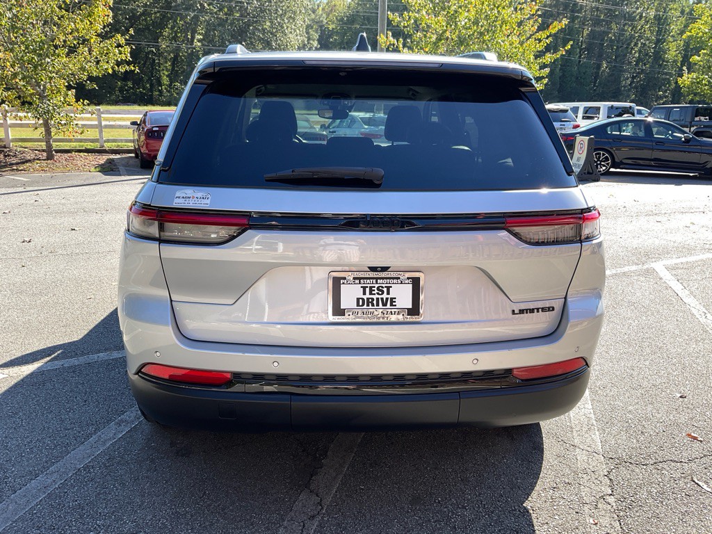 2023 Jeep Grand Cherokee Image 6