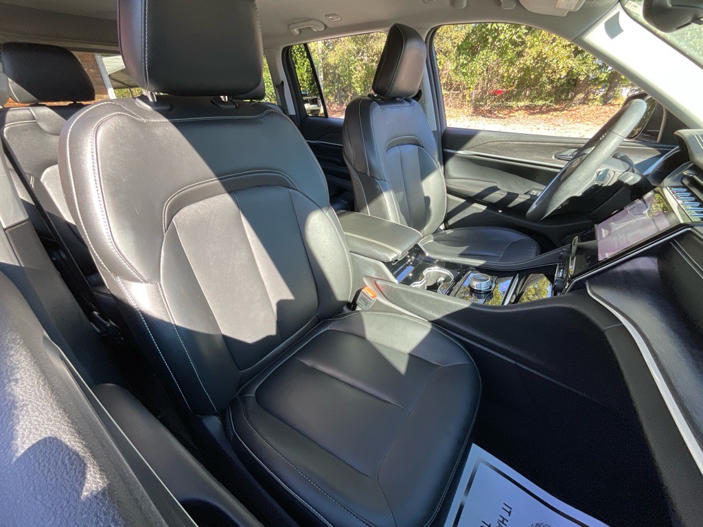 2023 Jeep Grand Cherokee Image 19