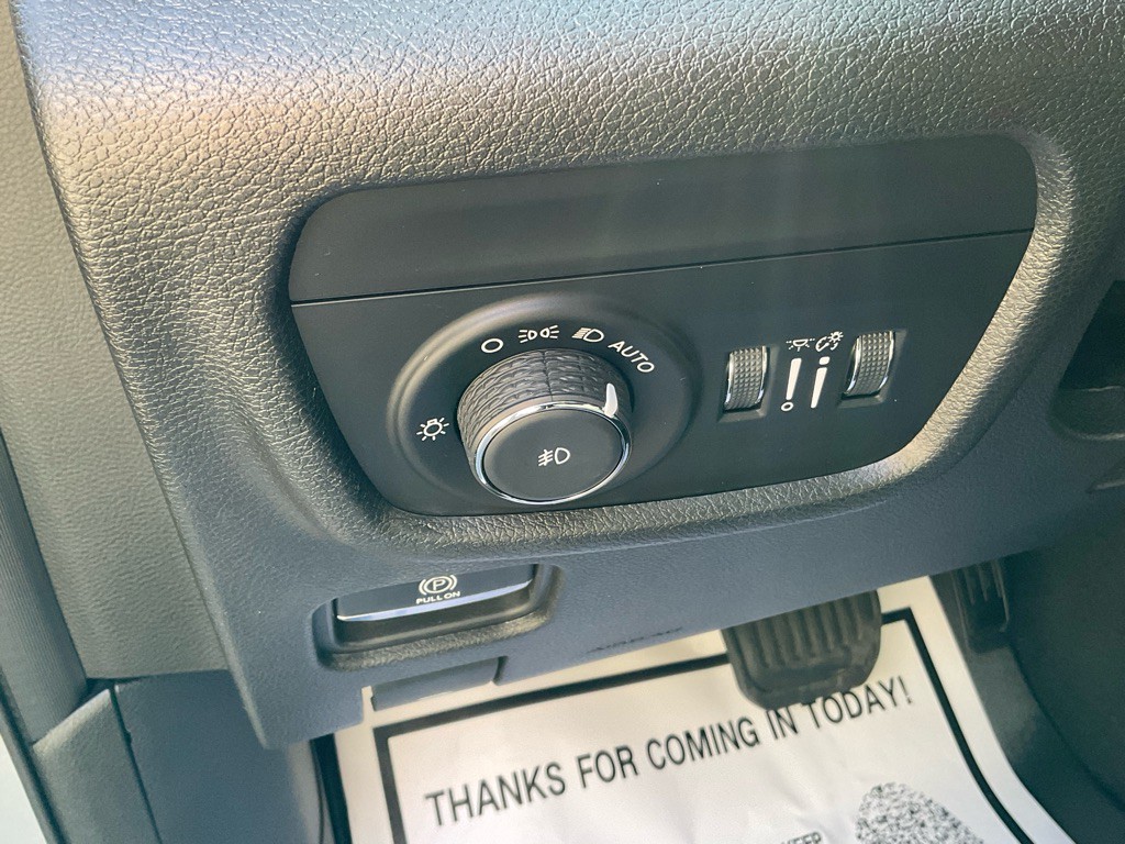 2023 Jeep Grand Cherokee Image 44