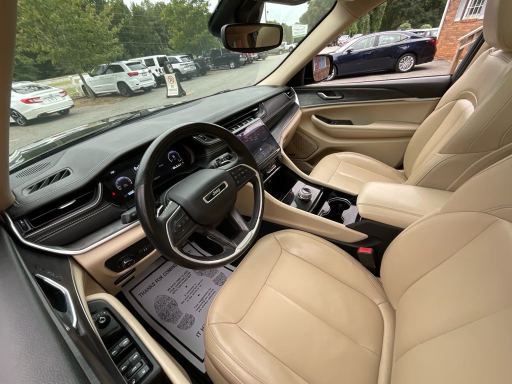2021 Jeep Grand Cherokee Image 16