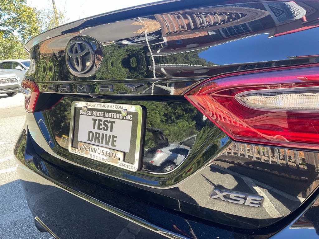 2021 Toyota Camry Image 9