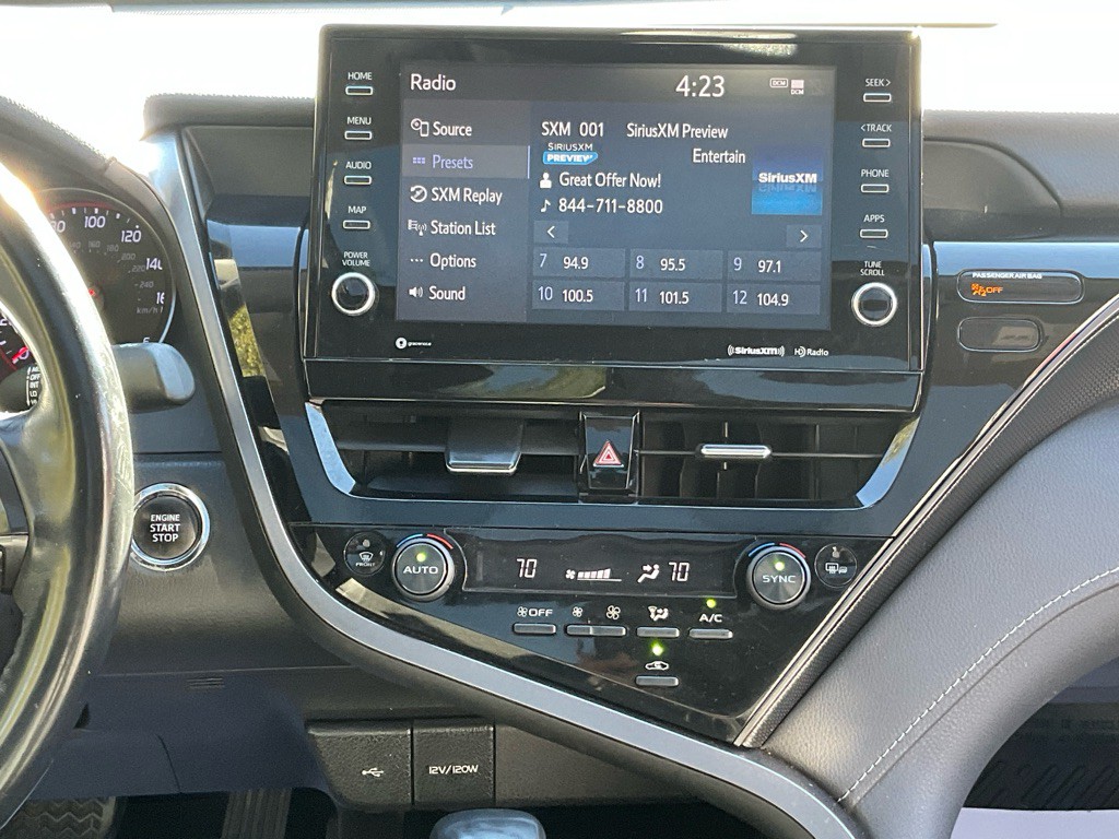 2021 Toyota Camry Image 22