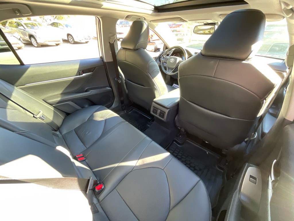 2021 Toyota Camry Image 32