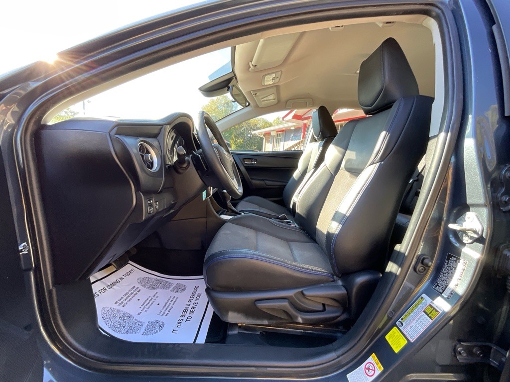 2018 Toyota Corolla Image 14