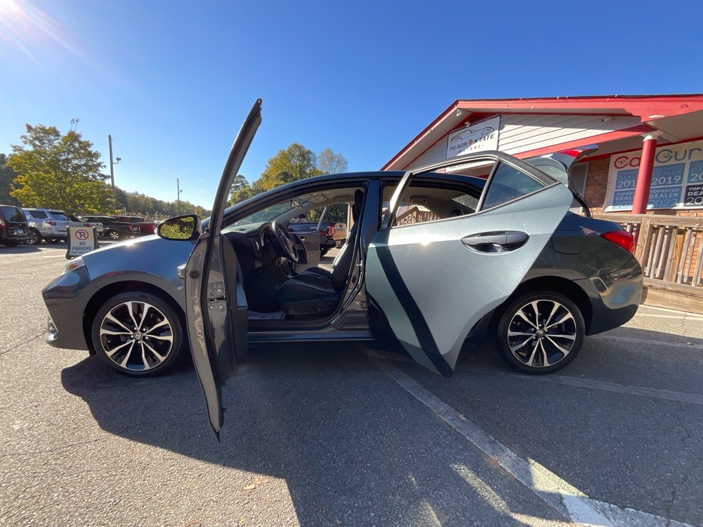 2018 Toyota Corolla Image 35