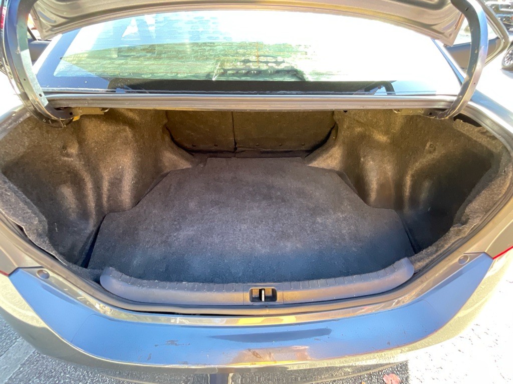 2018 Toyota Corolla Image 36