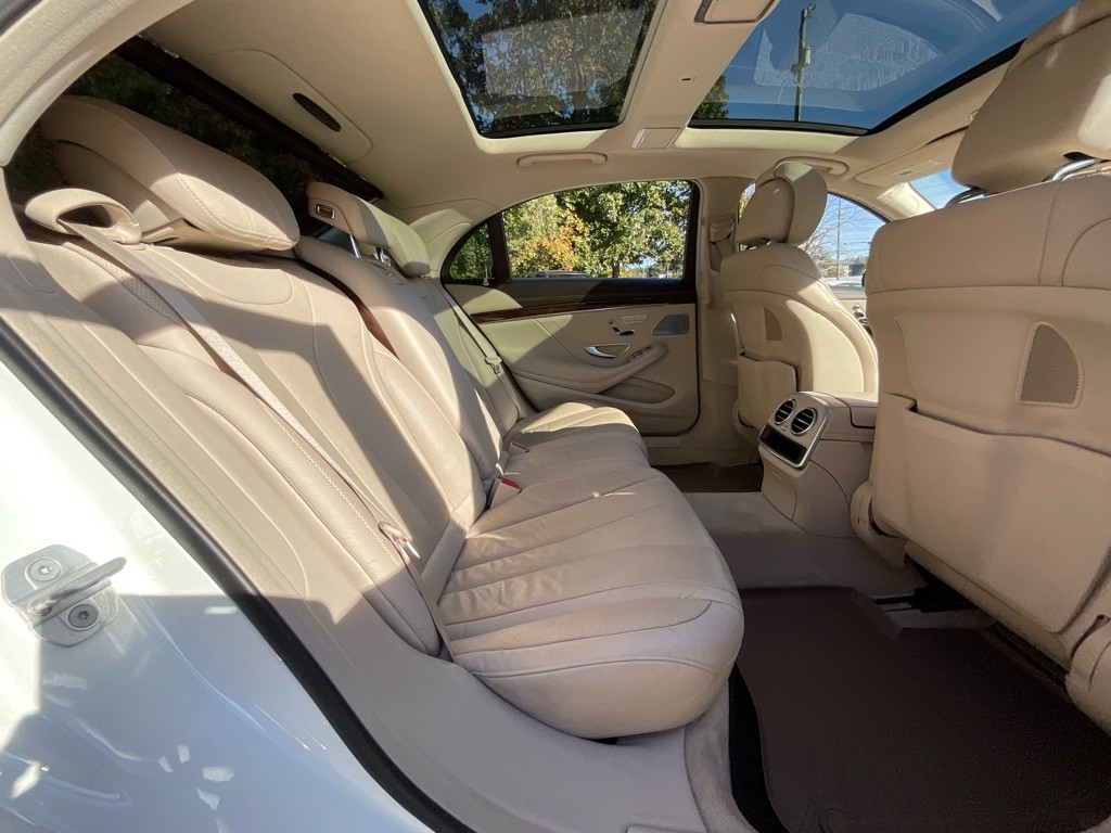 2017 Mercedes-Benz S-Class Image 32