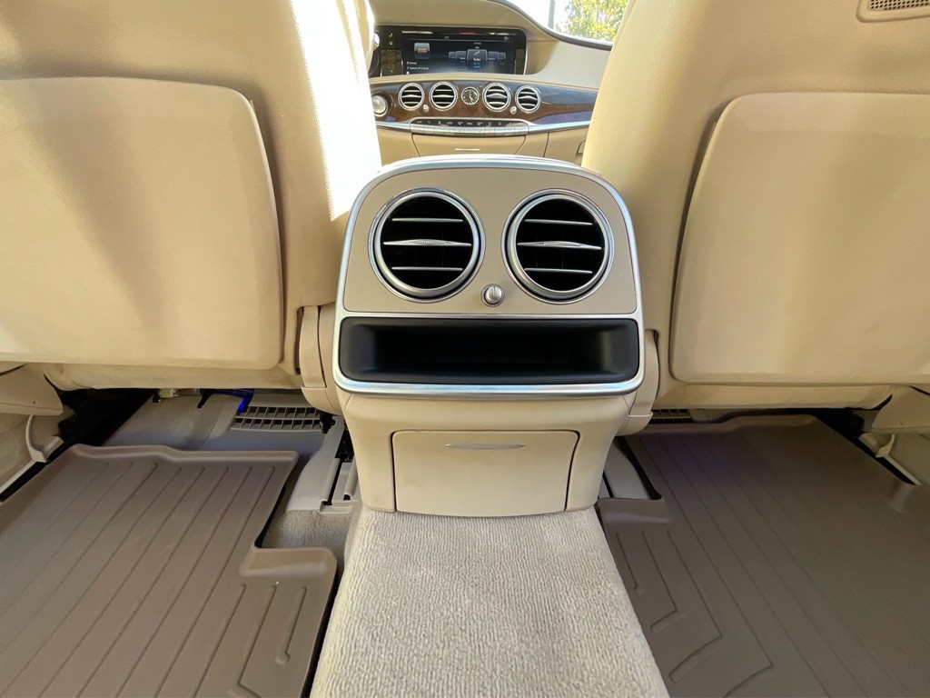 2017 Mercedes-Benz S-Class Image 36