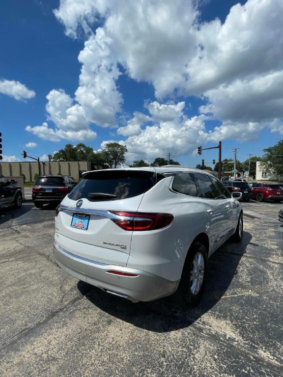 2018 Buick Enclave Image 7