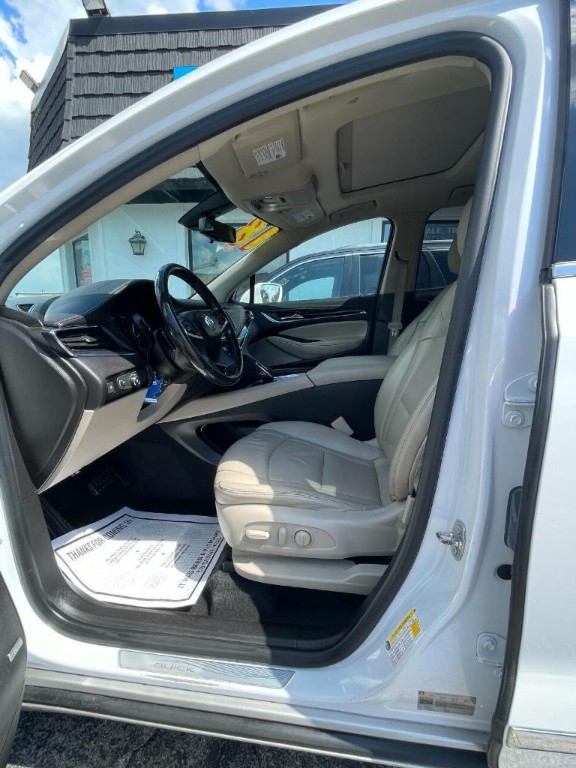 2018 Buick Enclave Image 10