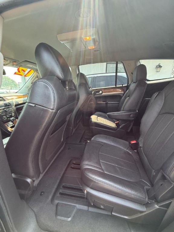 2012 Buick Enclave Image 10
