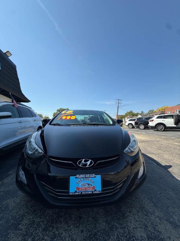 2013 Hyundai Elantra Image 2
