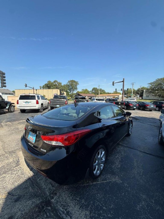 2013 Hyundai Elantra Image 7