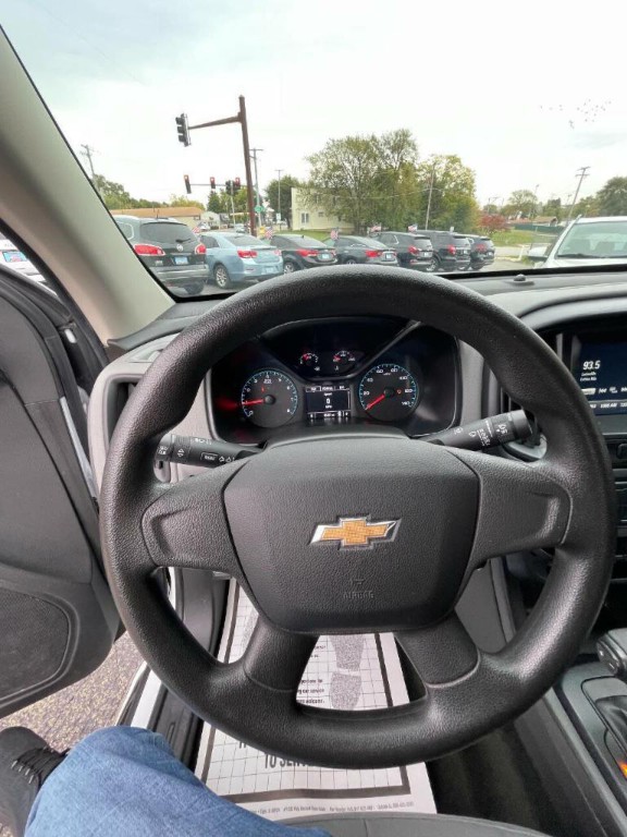 2017 Chevrolet Colorado Image 8