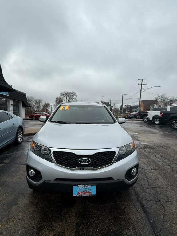 2011 Kia Sorento Image 2