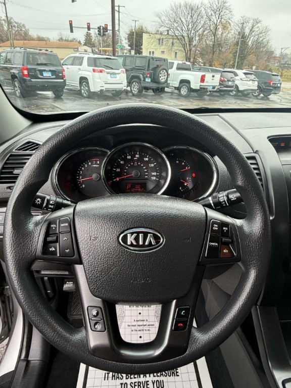 2011 Kia Sorento Image 8