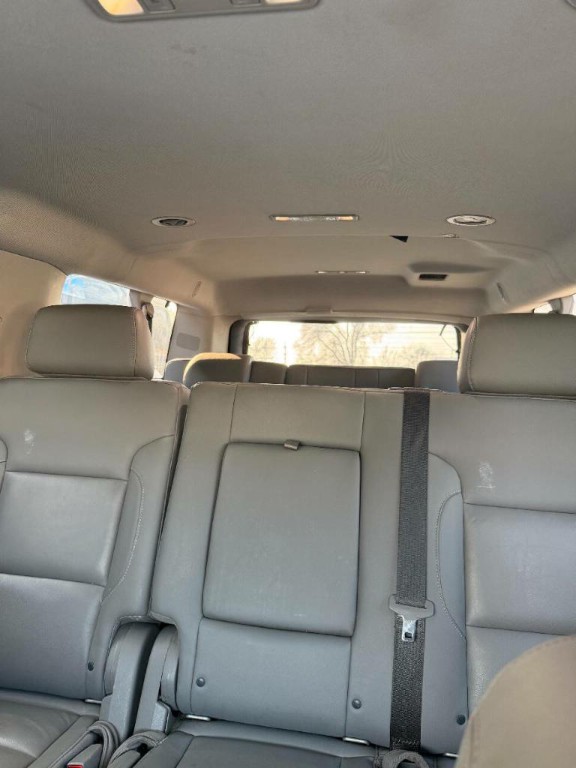 2019 Chevrolet Suburban Image 9