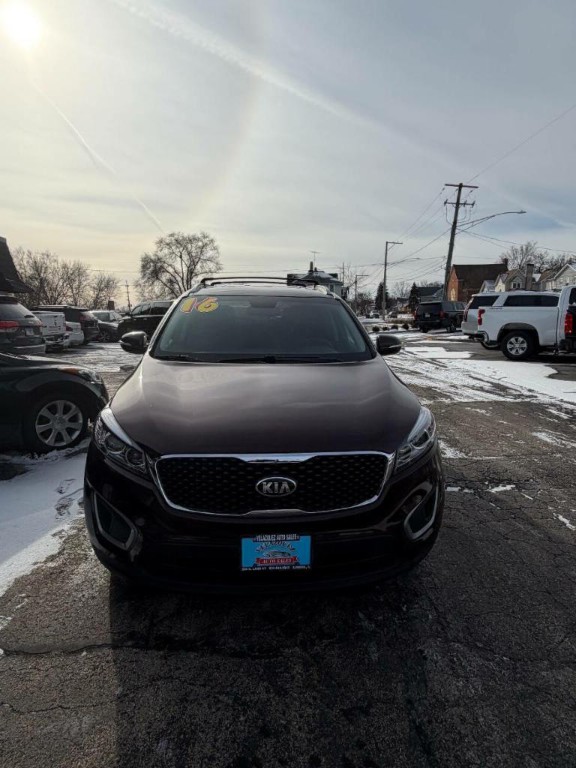 2016 Kia Sorento Image 2