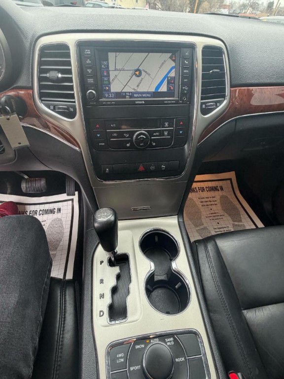 2012 Jeep Grand Cherokee Image 9