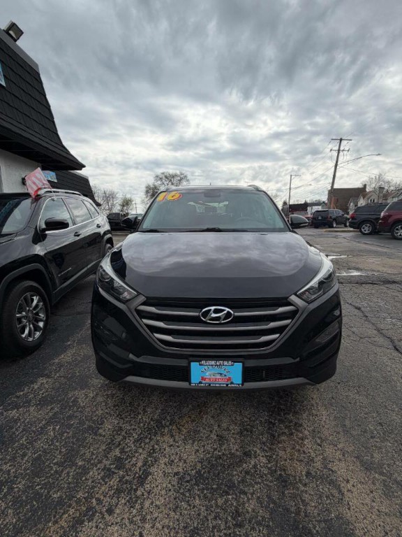 2016 Hyundai Tucson Image 2