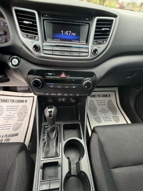 2016 Hyundai Tucson Image 9