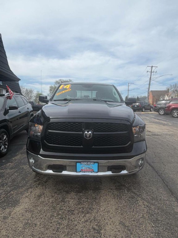 2014 RAM 1500 Image 2