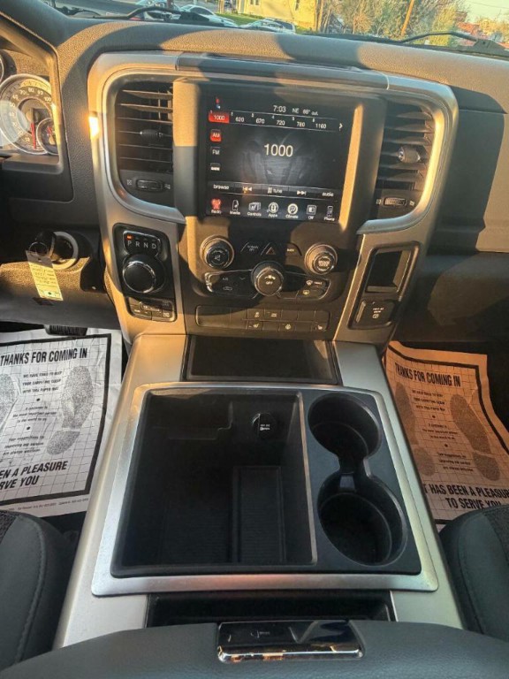 2014 RAM 1500 Image 9