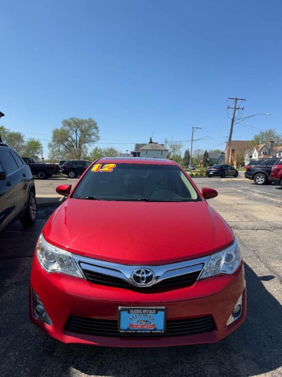 2012 Toyota Camry Image 2