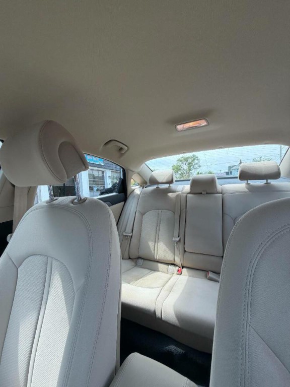 2017 Hyundai Sonata Image 10
