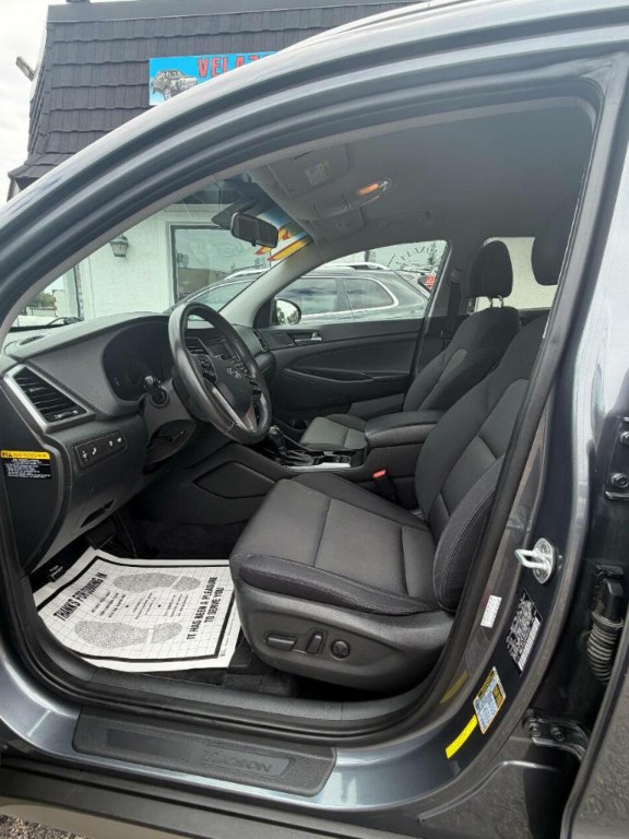 2017 Hyundai Tucson Image 10