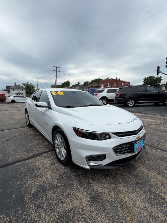 2016 Chevrolet Malibu Image 3