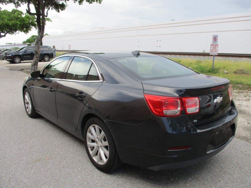 2014 Chevrolet Malibu Image 5