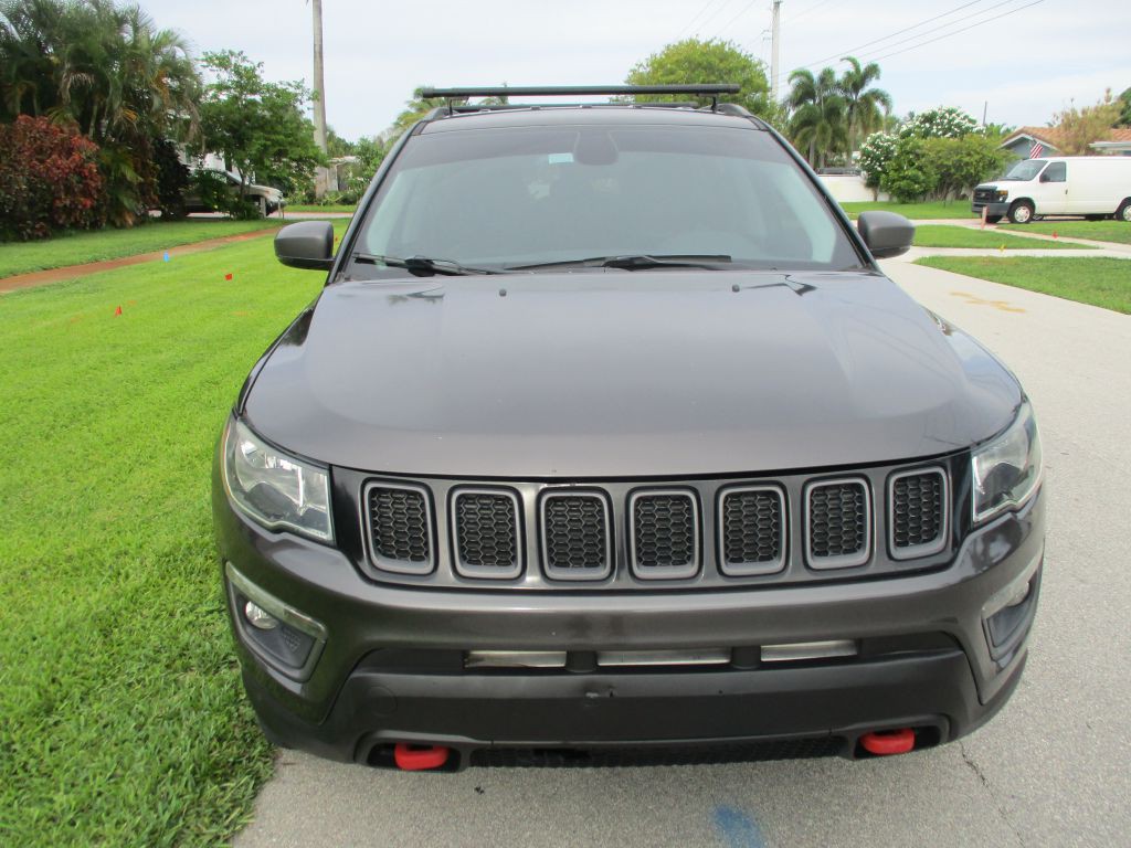 2020 Jeep Compass Image 2