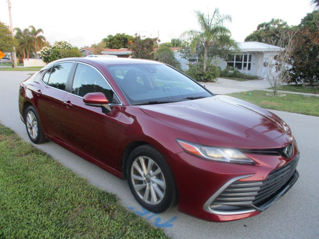 2022 Toyota Camry Image 3