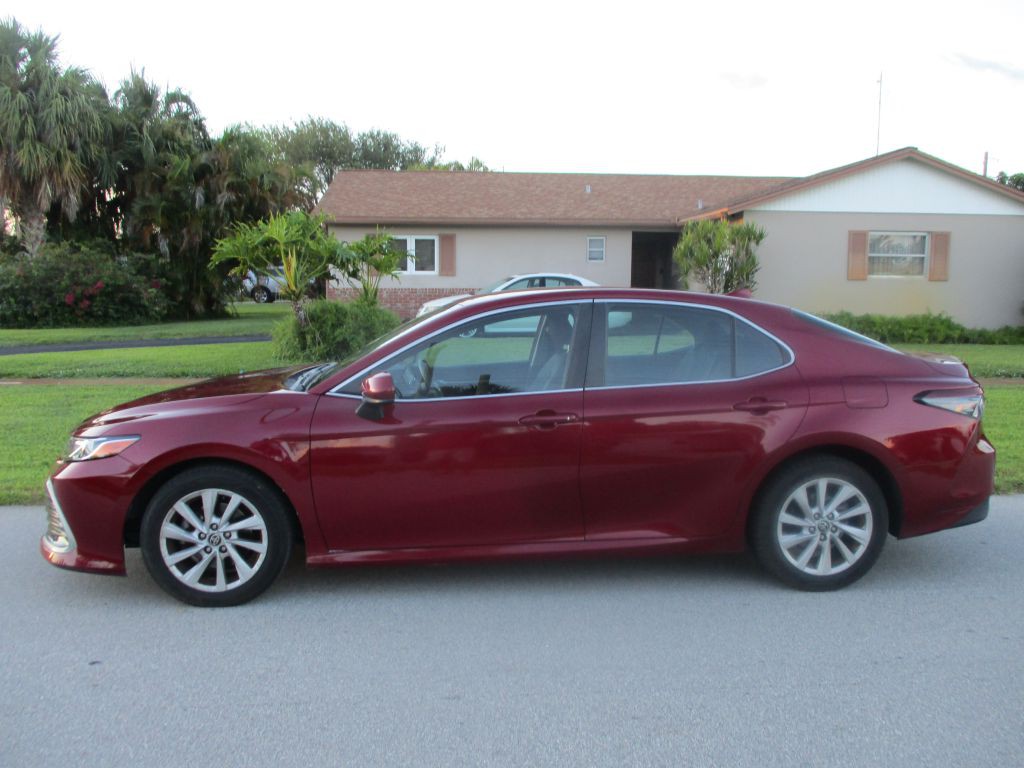 2022 Toyota Camry Image 4
