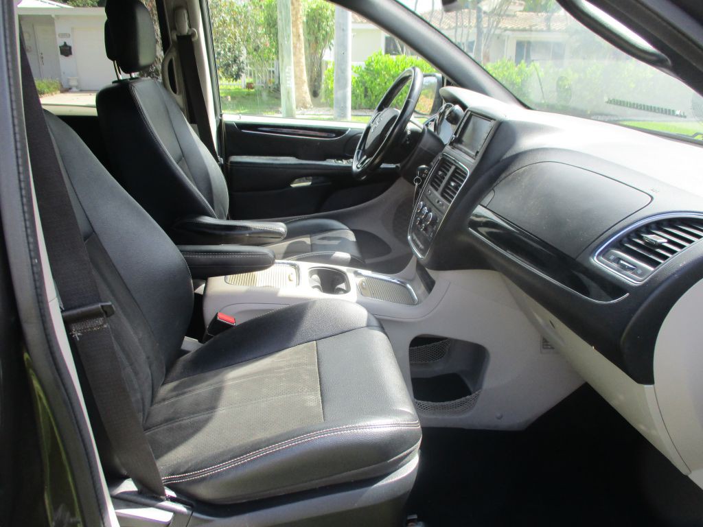 2019 Dodge Grand Caravan Image 9