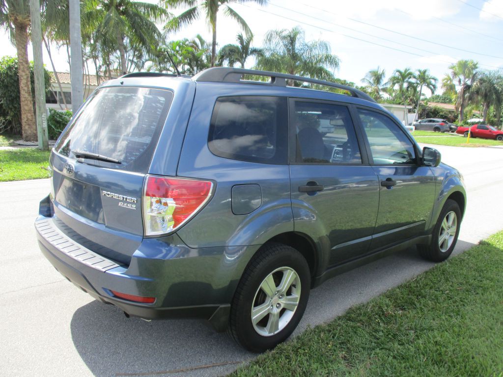 2013 Subaru Forester Image 6
