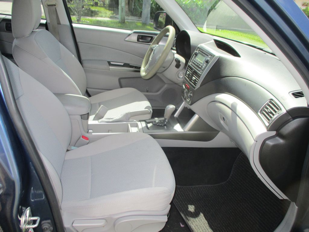 2013 Subaru Forester Image 8