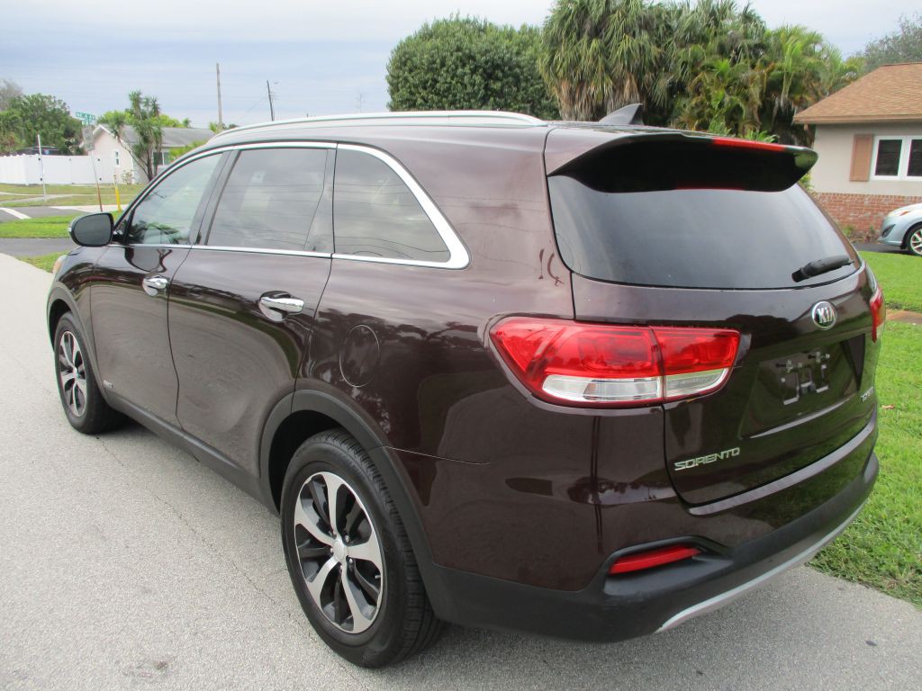 2016 Kia Sorento Image 5